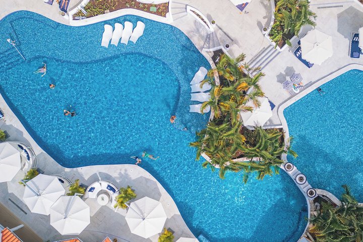 Pool 47 of 73