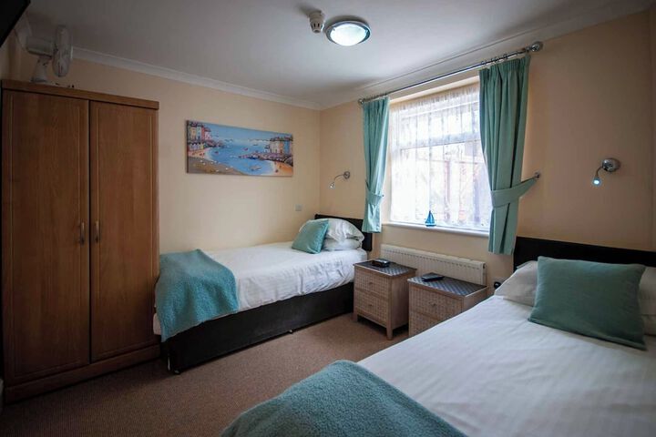 Room 16 of 31