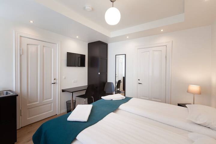Room 14 of 61