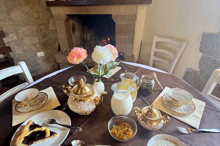 Breakfast/Coffee Service 116 of 157