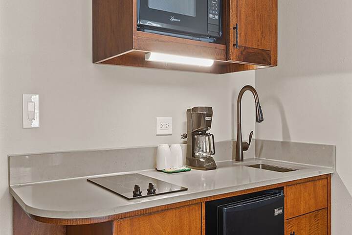 Private kitchenette