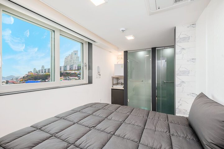 Room 14 of 54