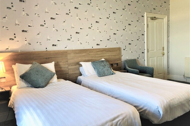 Room 15 of 43