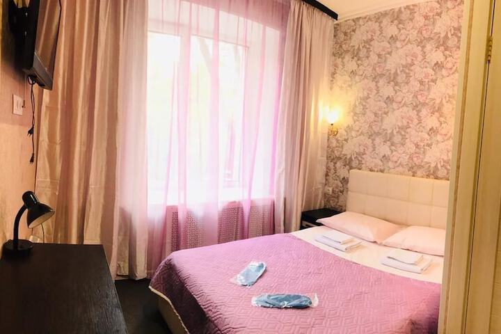 Room 7 of 35