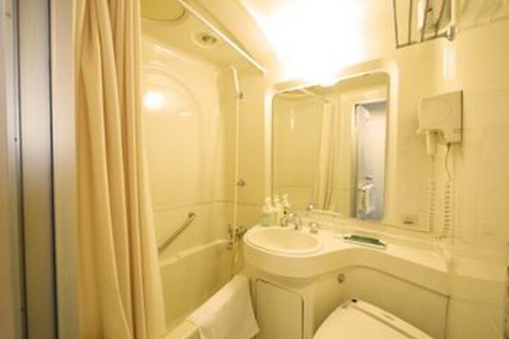 Room 3 of 57