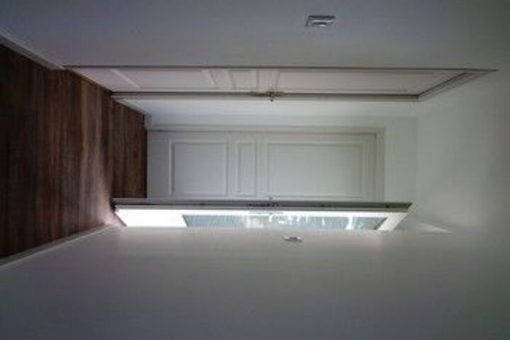 Room 14 of 24