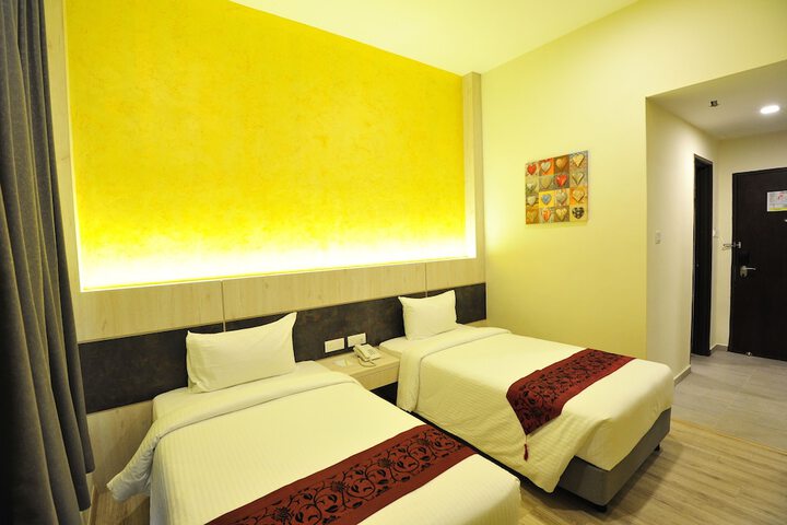 Room 13 of 51