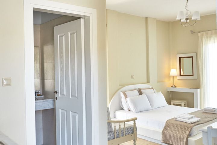 Room 3 of 42
