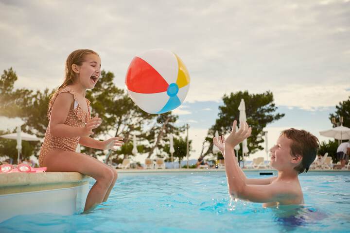 Childrens Activities 50 of 78