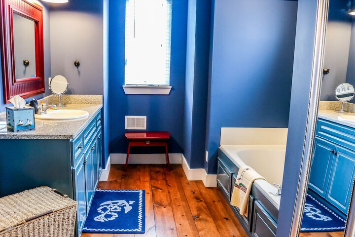 Room 25 of 59