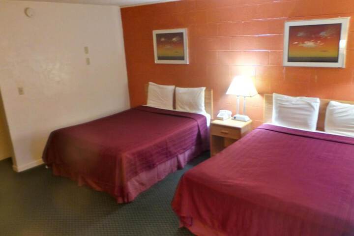 Room 10 of 36