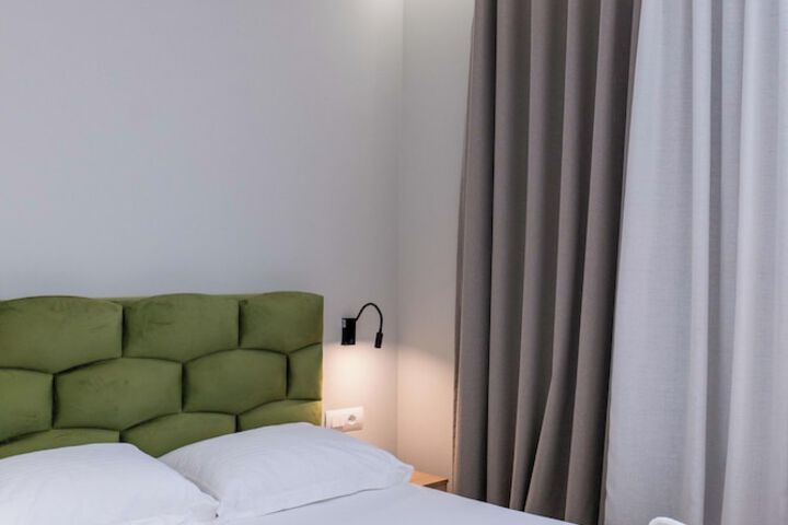 Room 36 of 65