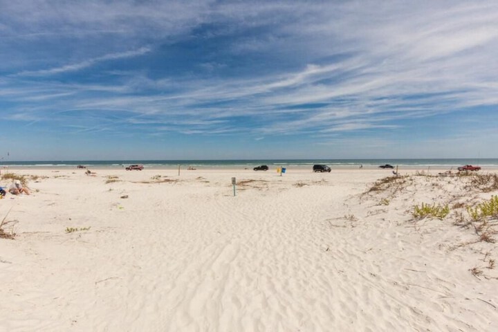 Beach 21 of 25
