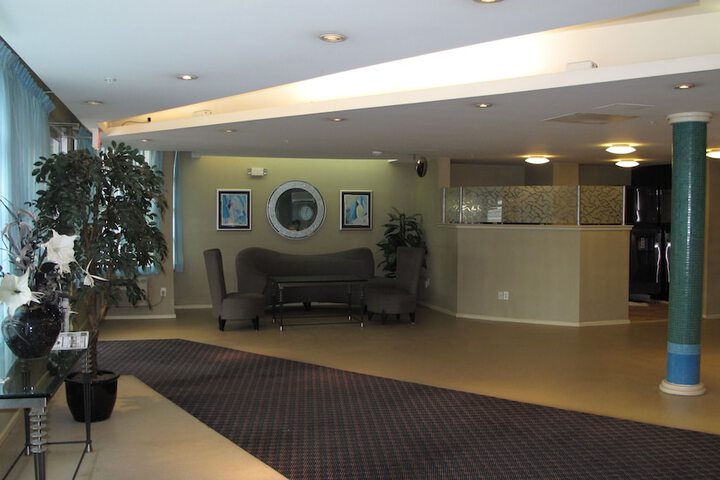 Guest Lobby