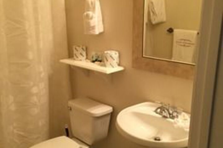 Room 2 of 42
