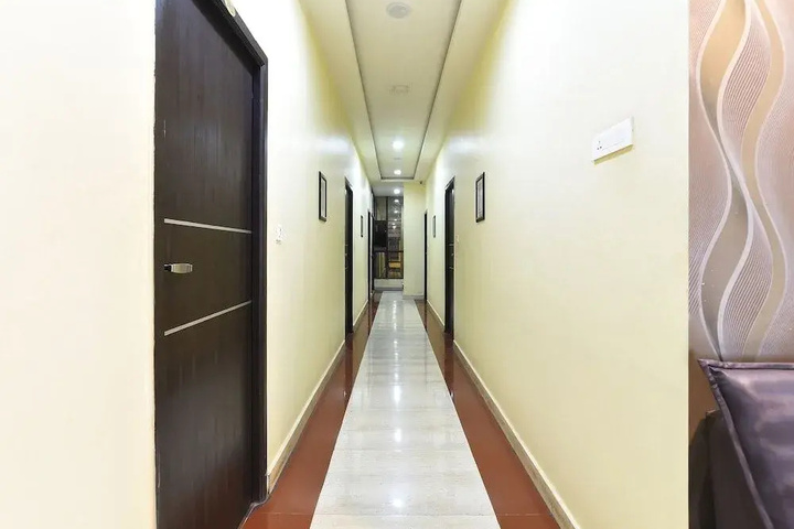 Room 14 of 15