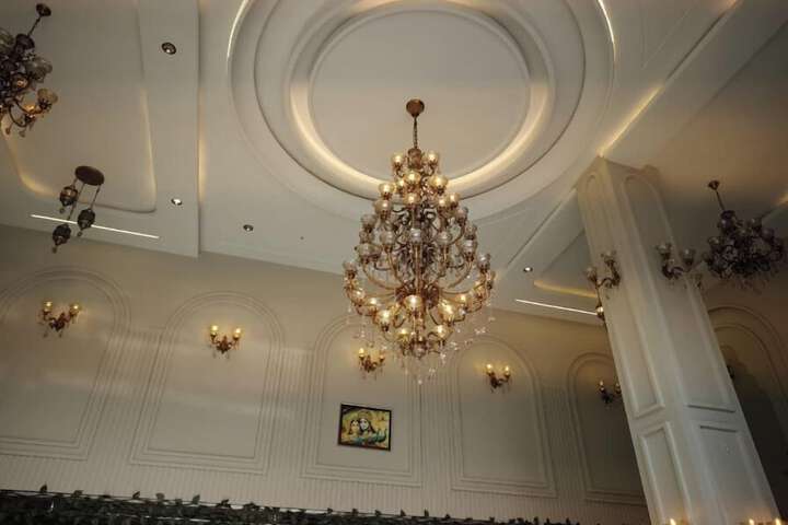 Hotel The Crown Prince