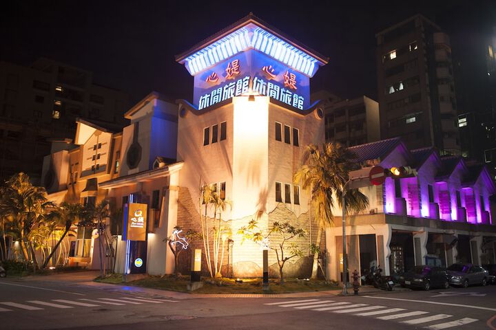 Shining Motel in Taichung