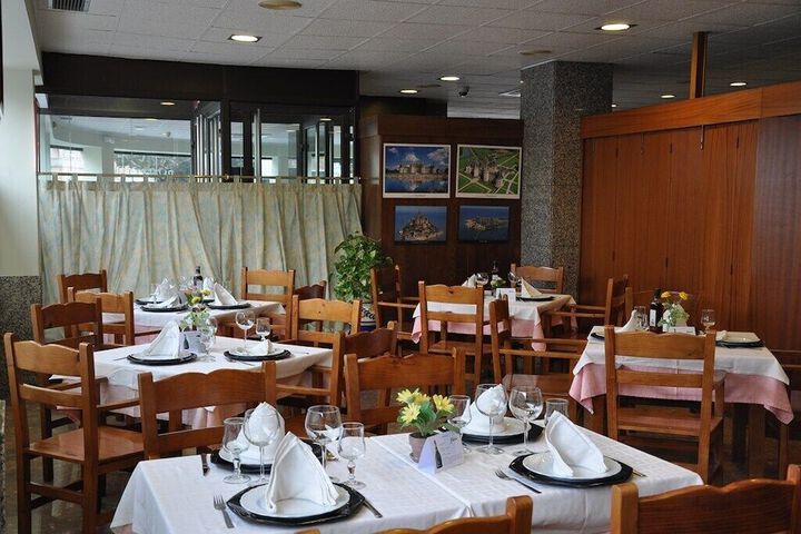 Dining 10 of 22