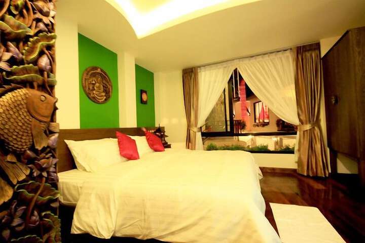 Room 15 of 66