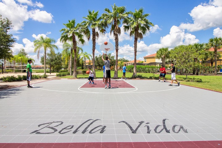Bella Vista