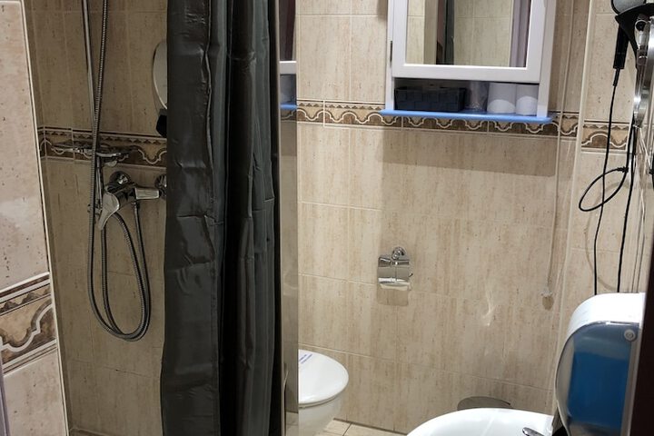 Room 30 of 58