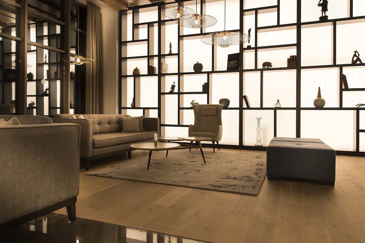 Guest Lobby