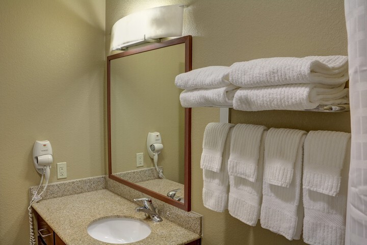 1 Queen Bed Studio Suite (17 of 19)