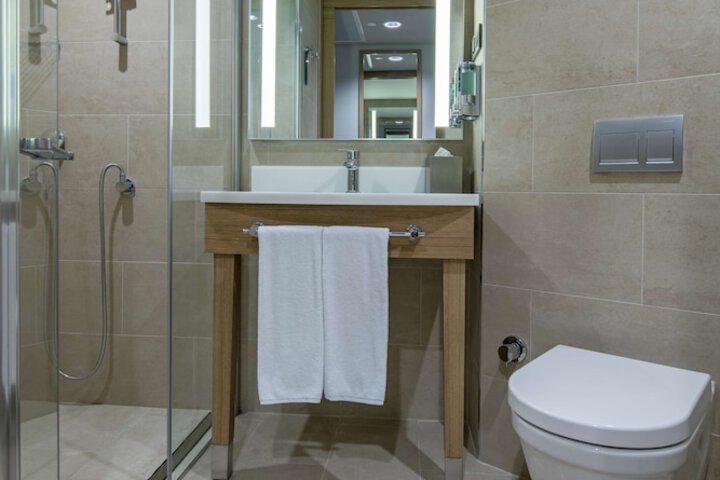 Clean Restrooms