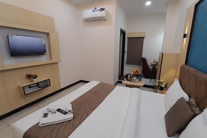 Room 26 of 69