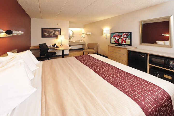 1 King Bed (19 of 19)
