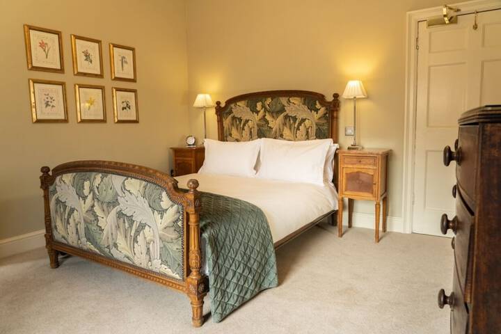 Room 45 of 109