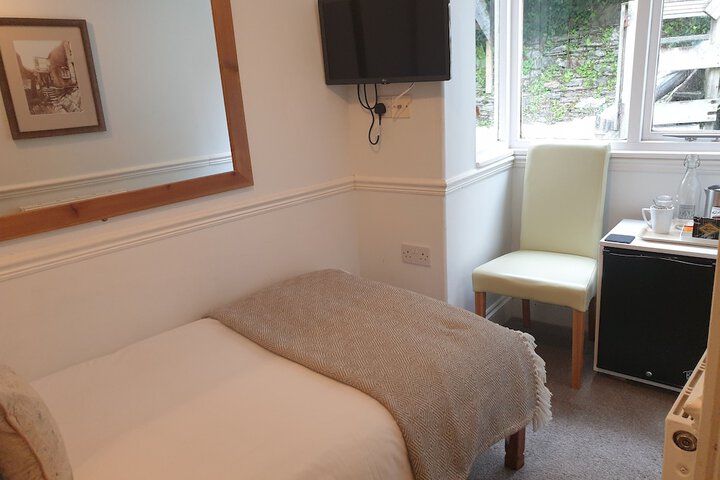 Room 53 of 122