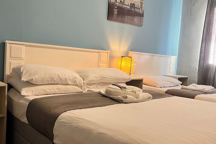 Room 4 of 21