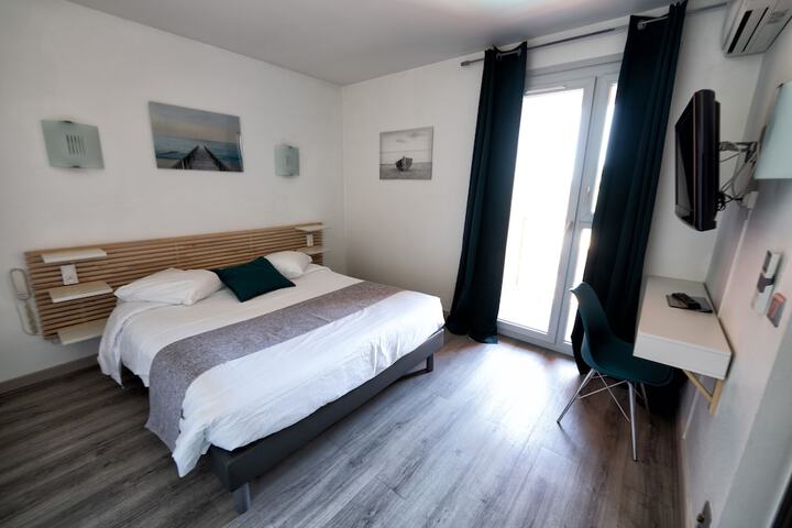 Room 6 of 41