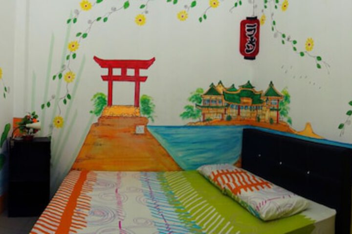 Room 10 of 65