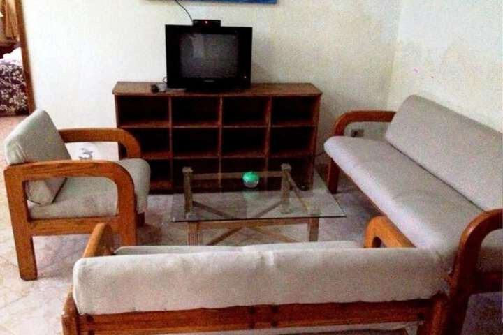 Room 27 of 64