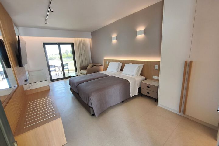 Room 38 of 156