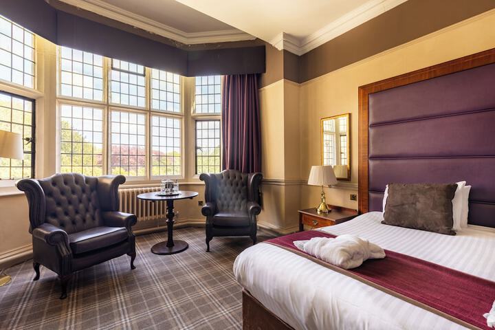 Room 42 of 117