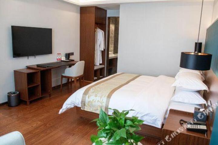 Blossom International Hotel