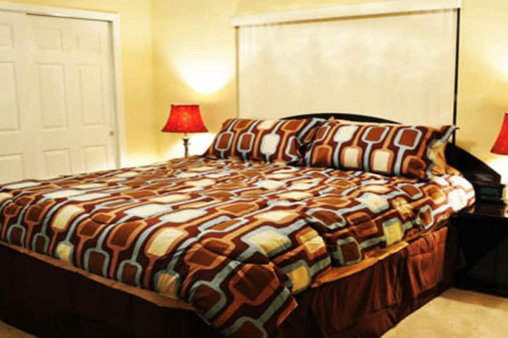 Room 4 of 14