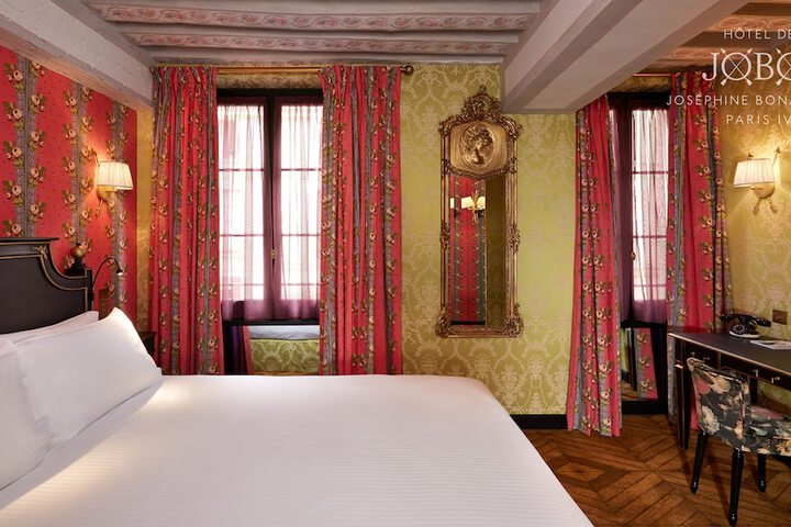Room 5 of 39