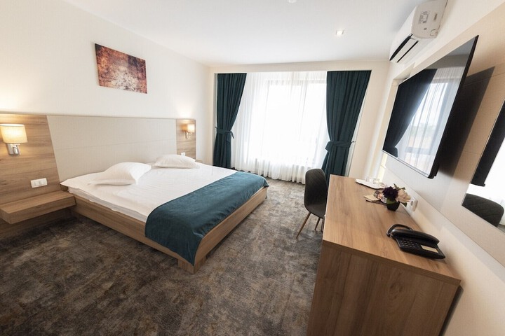 Room 21 of 60