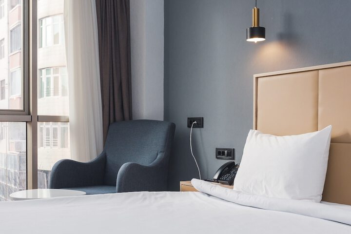 Room 40 of 173