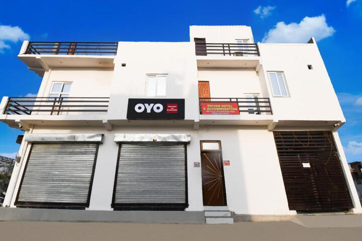 Hotel O Shivam Hotel and Accommodation