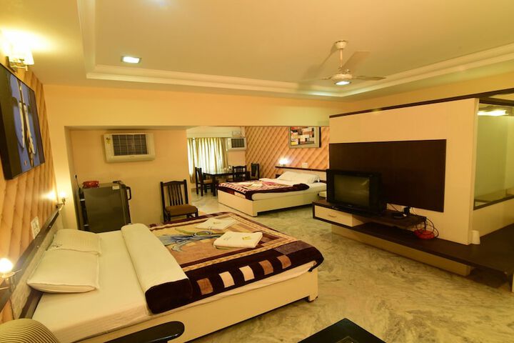 Room 19 of 47