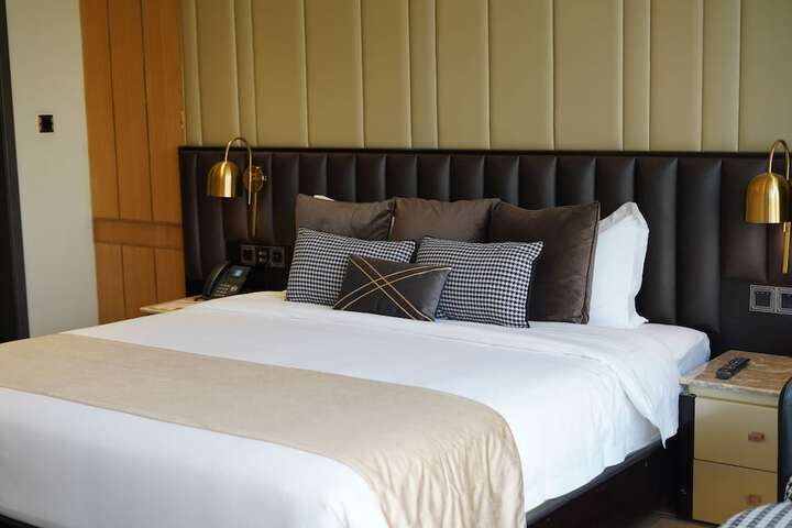 Room 19 of 62