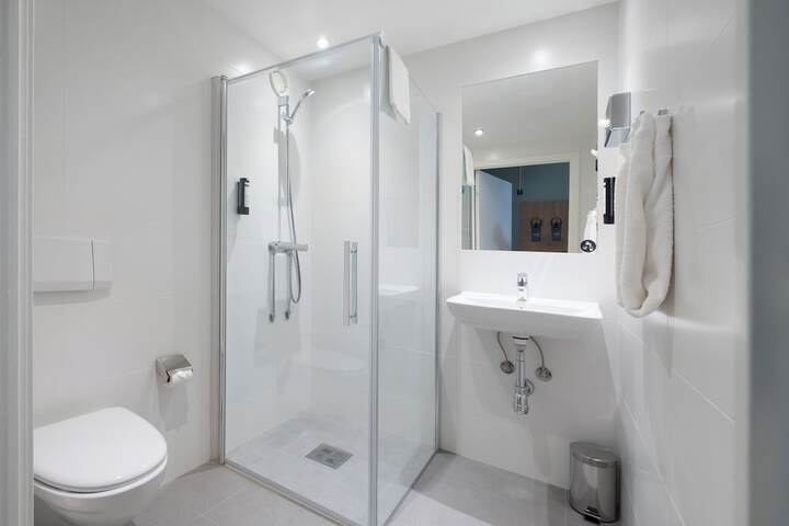 Clean Restrooms