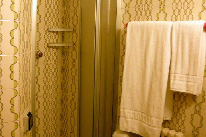 Room 44 of 63