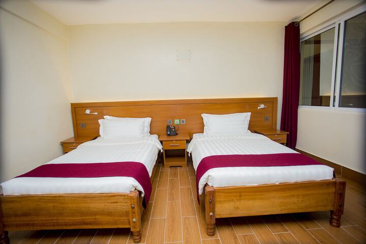 Room 5 of 22